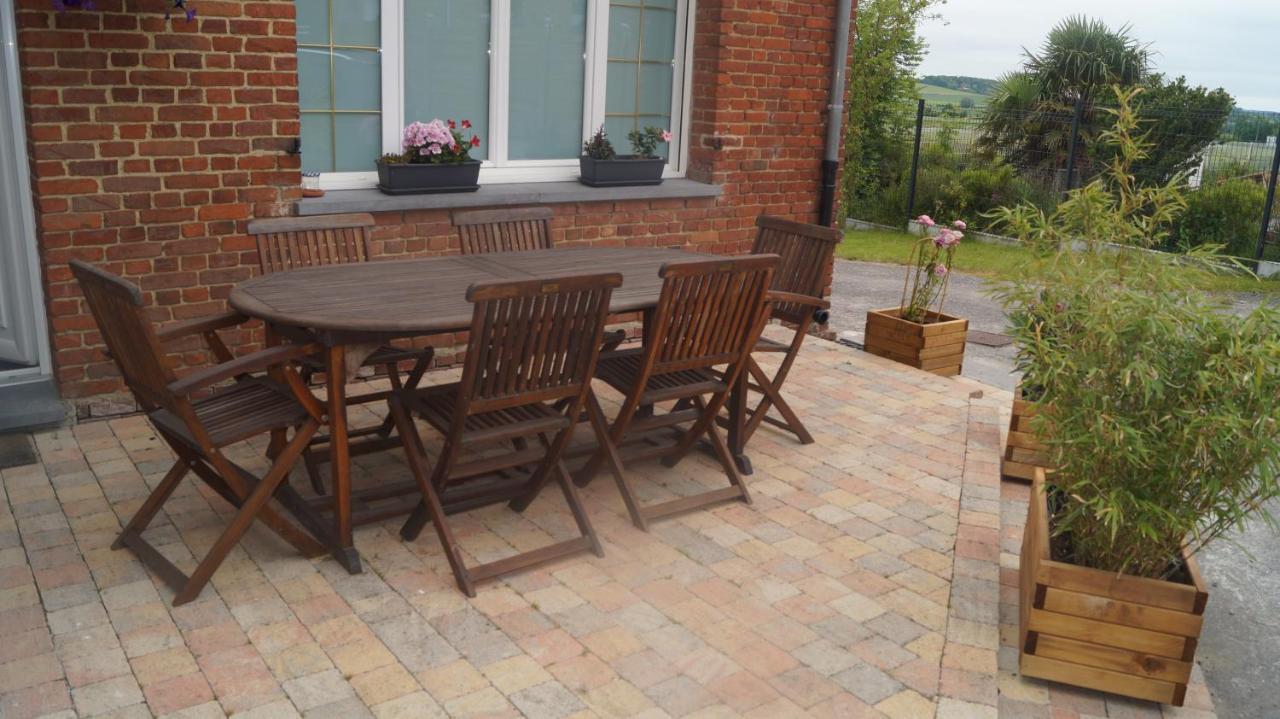 Apartamento Sur La Route Des Monts Bailleul  Exterior foto