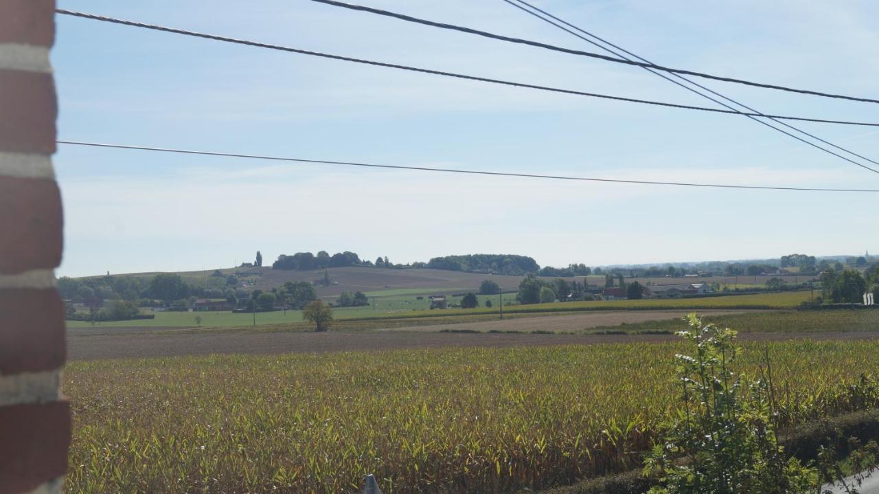 Apartamento Sur La Route Des Monts Bailleul  Exterior foto