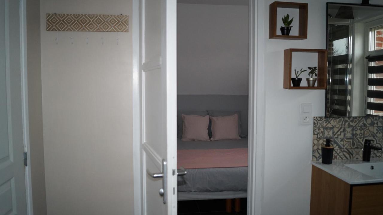 Apartamento Sur La Route Des Monts Bailleul  Exterior foto